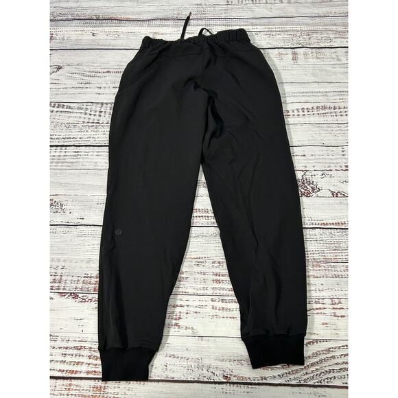 Lululemon Women's Black Elastic Waist Wrinkle-Free On The Fly Jogger Pants Sz 2? - Picture 4 of 8